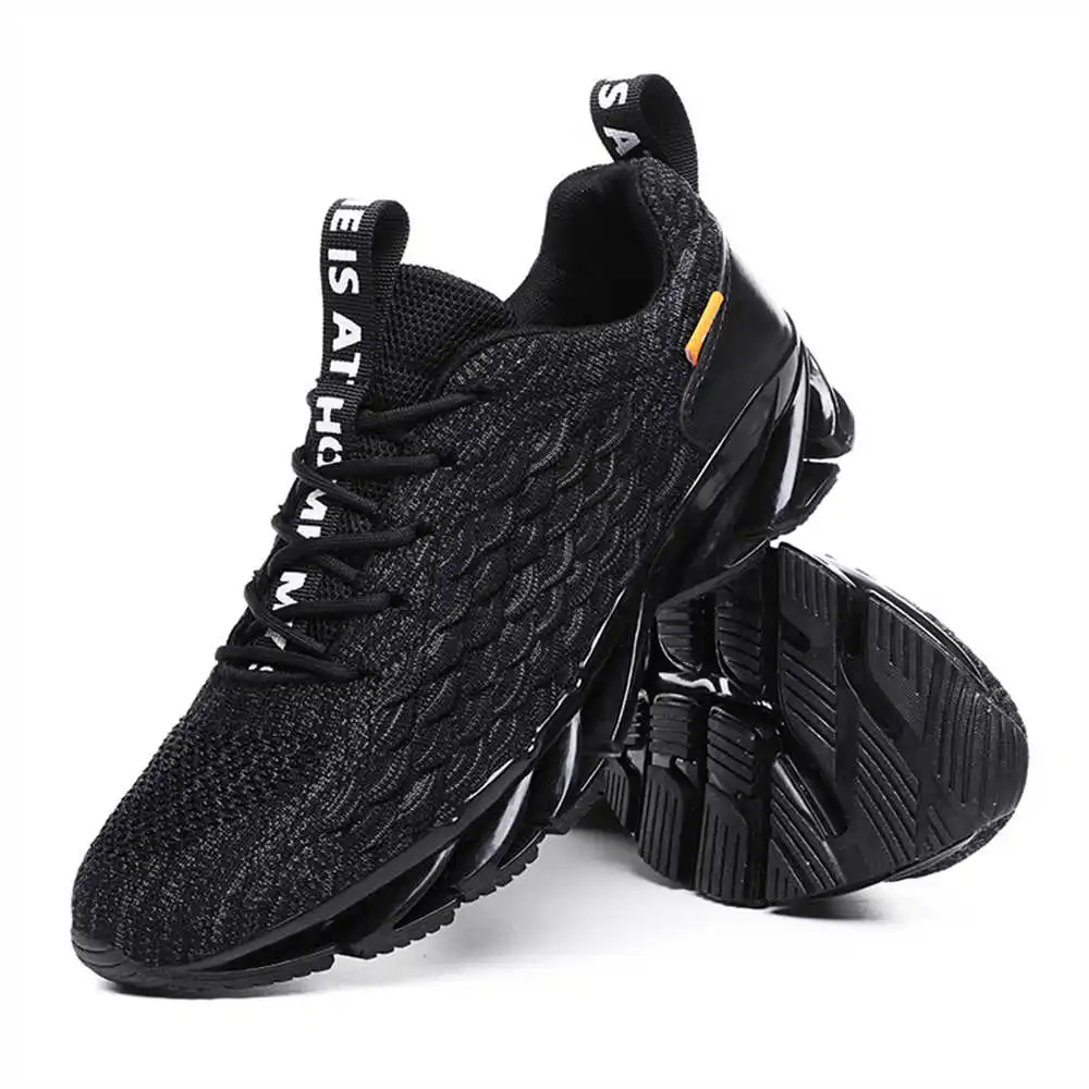 size 44 size 39 walking shoes  - Wedding Supply Business avaliação e preço
